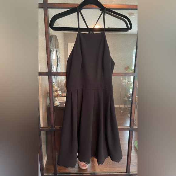 Lovers + Friends Black Lace-back Dress - Picture 5 of 5